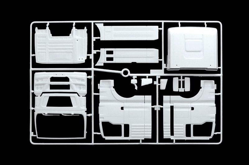 Italeri: 1/24 MAN TGX XXL - Model Kit image