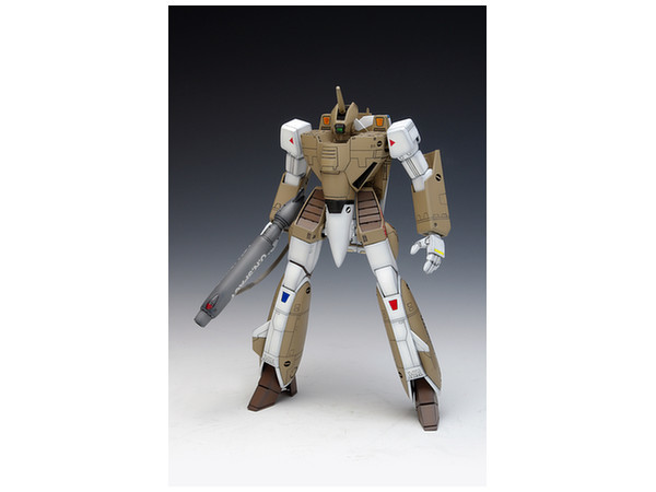 1/100 VF-1A Battroid Production Type - Model Kit image