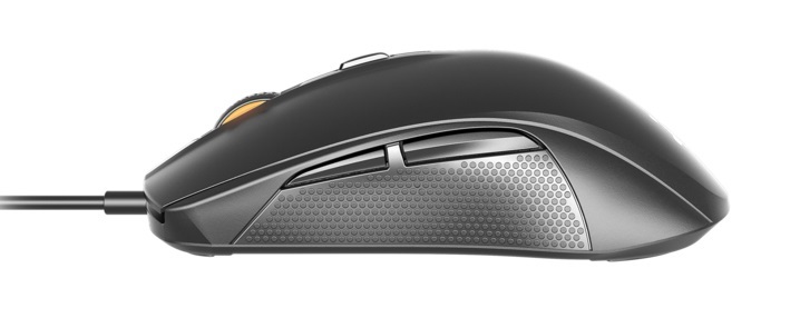 SteelSeries Rival 95 Gaming Mouse on PC