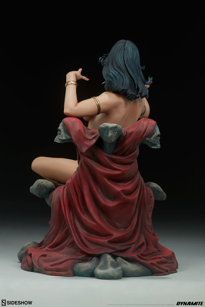 Vampirella - 10" Premium Statue