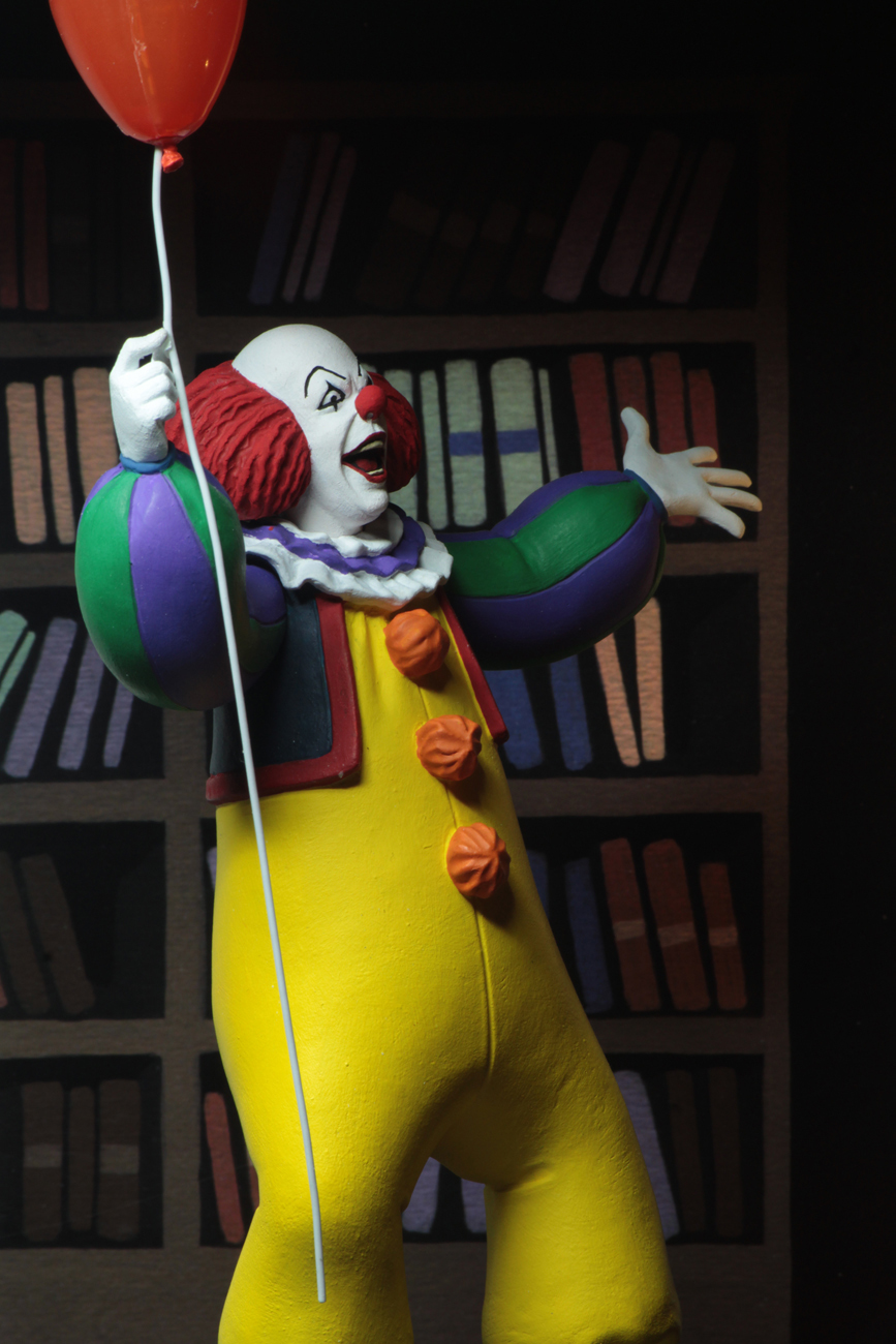 Toony Terrors: Pennywise (IT 1990) – 6" Action Figure image