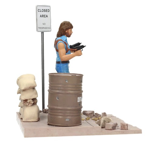 Invasion U.S.A: Matt Hunter (Chuck Norris) - 7" Diorama image
