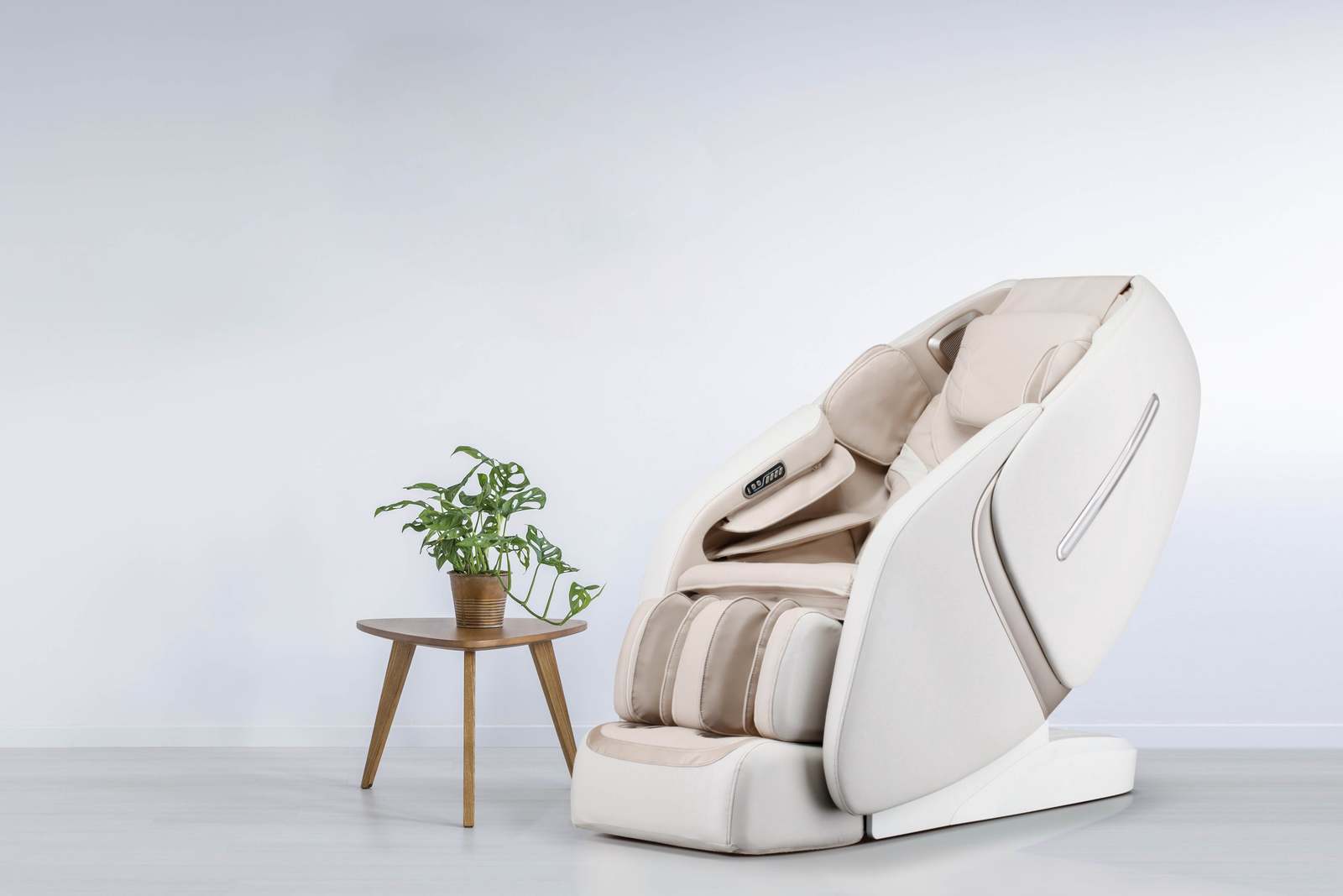 Kogan S63 ZeroGravity SLTrack Heated Shiatsu Massage Recliner Chair