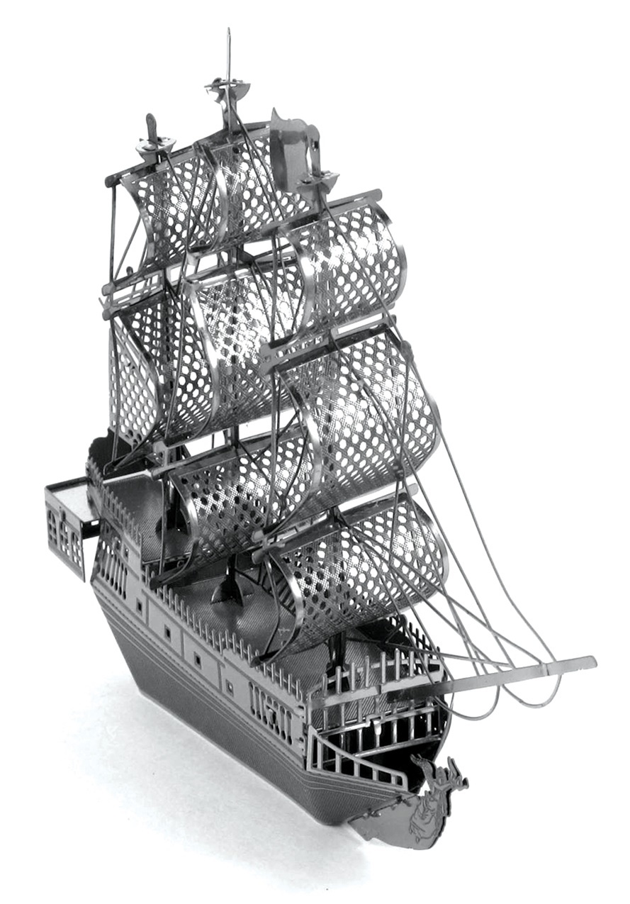 Metal Earth: Black Pearl Pirate Ship - Model Kit