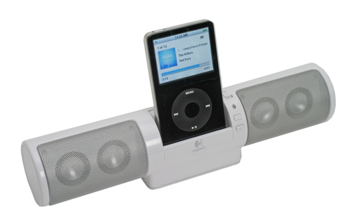 LOGITECH mm32 Portable Speaker for iPod - White image