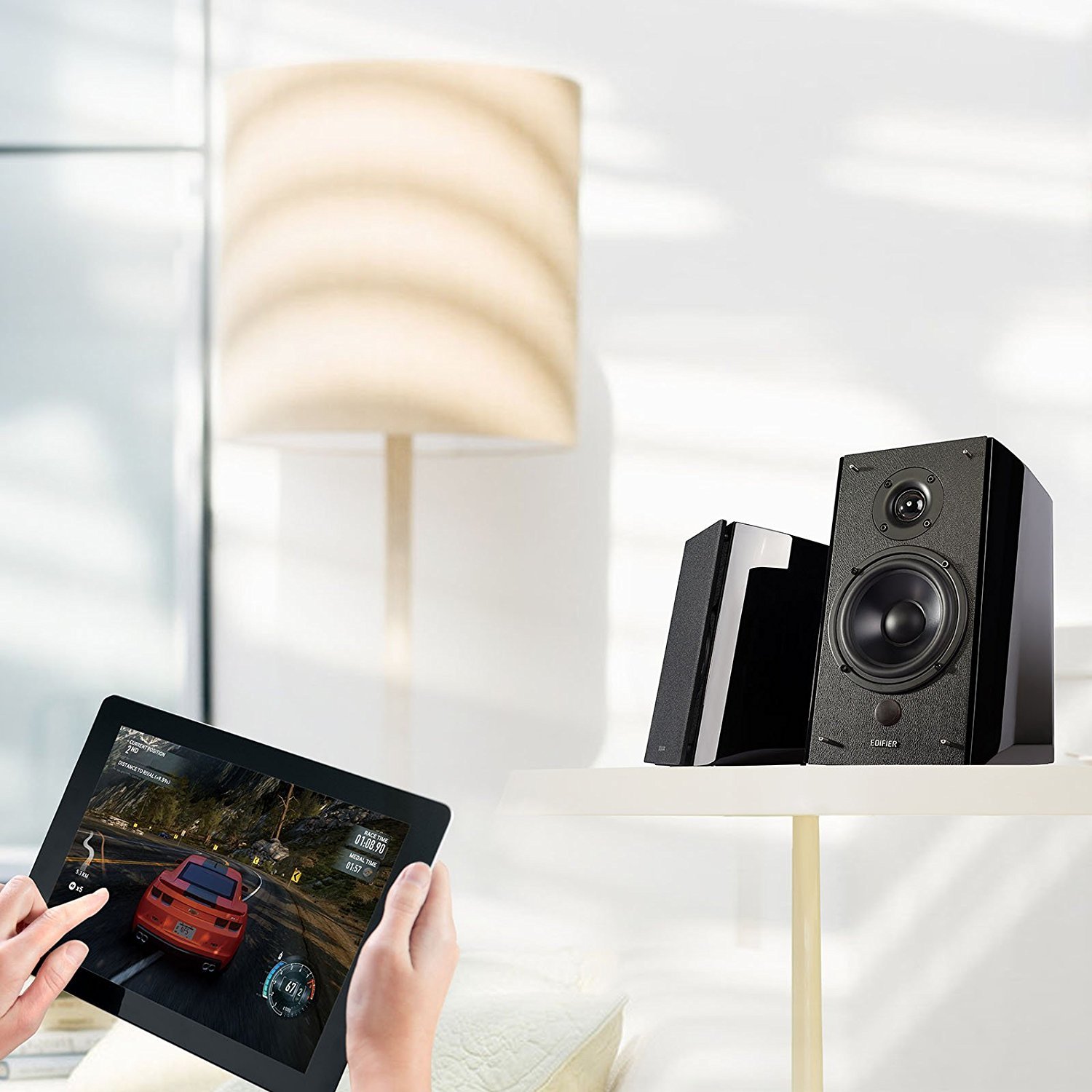 Edifier R2000DB 2.0 Lifestyle Speakers with Bluetooth image