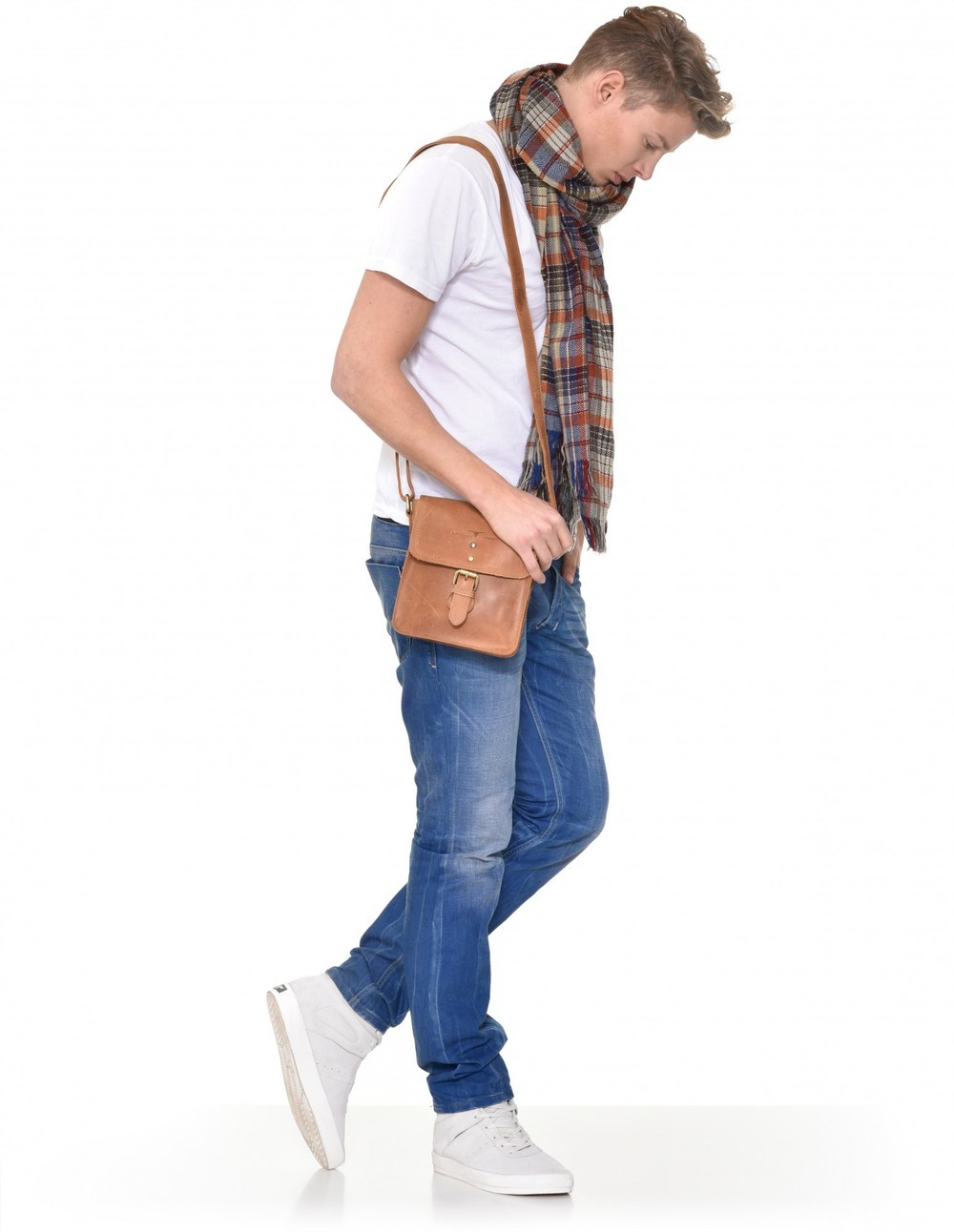 Urban Forest: Little Joe Leather Body Bag - Cognac image