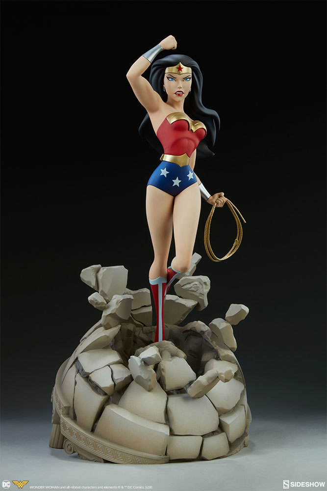 Wonder Woman (Animated) - 20" Premium Format Figure image