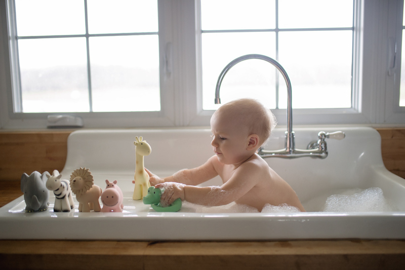 Tikiri: My First Zoo - Giraffe Rattle Toy image