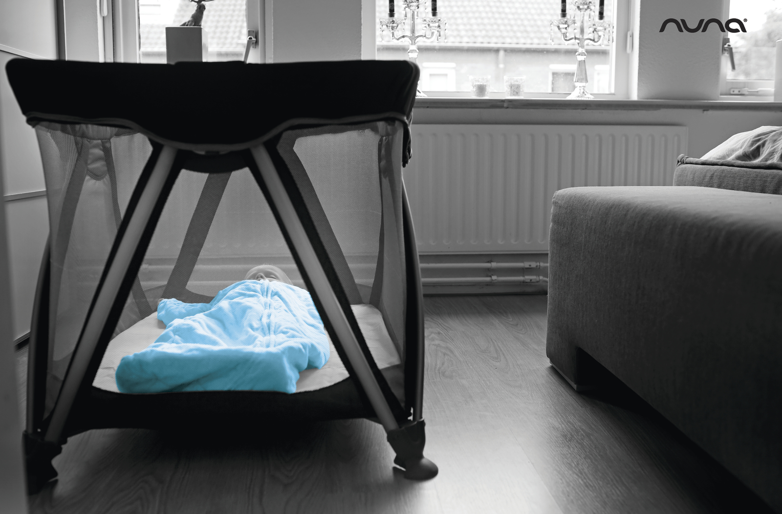 Nuna Sena Travel Cot - Black image