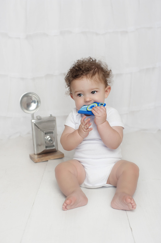 Silli Chews Baby Teether (Smiley Camera)