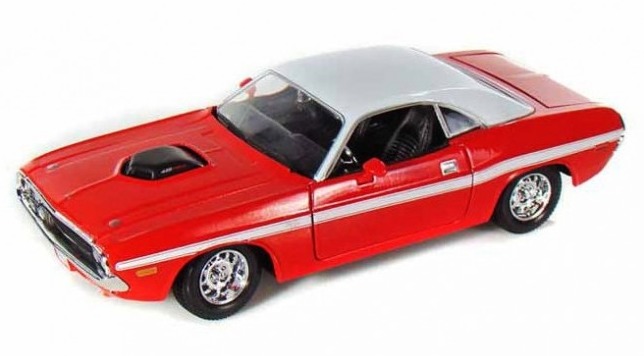 Maisto Special Edition: 1:24 Die-cast Vehicle - Dodge Challenger R/T (1970) image