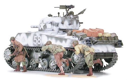 1/35 M4A3 Sherman 105mm Howitzer - Model Kit image