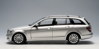 AUTOart 1/18 Mercedes Benz C Class T-Model S204 Elegance (Silver) Diecast Model image