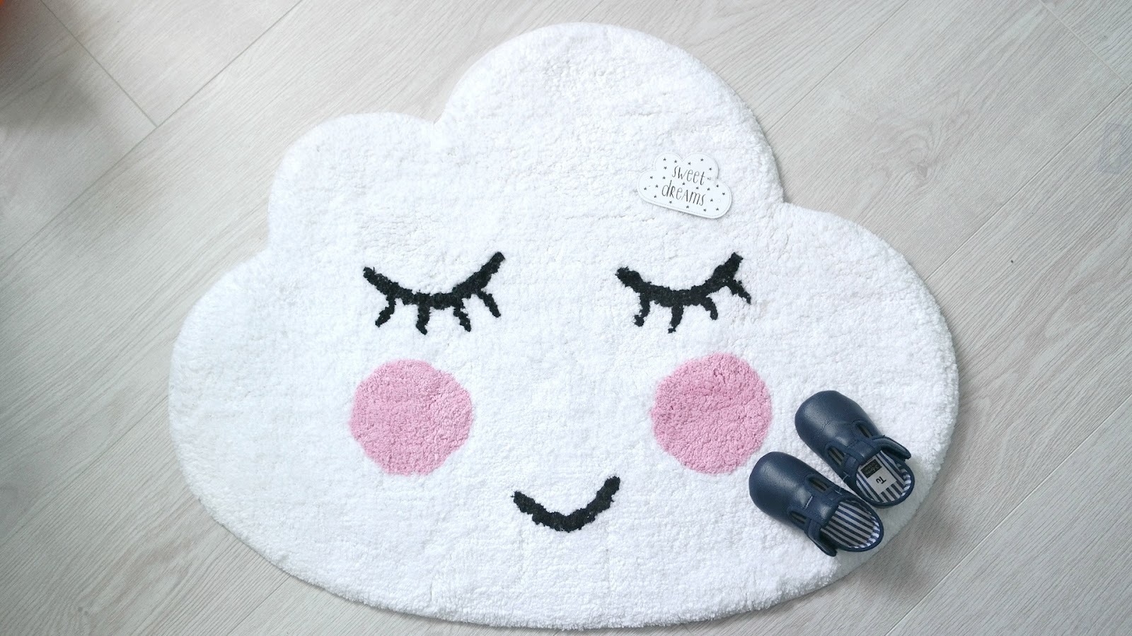 Sweet Dreams Smiling Cloud Rug image