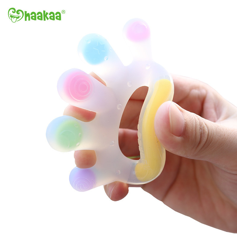 Haakaa: Palm Teether image