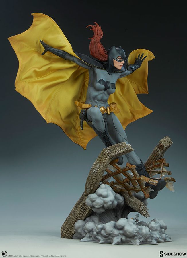 Batman: Batgirl - 21" Premium Format Figure image
