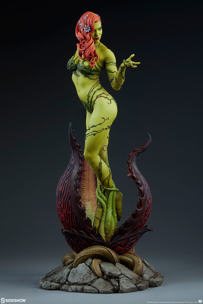 DC Comics: Poison Ivy - 22" Premium Format Figure image