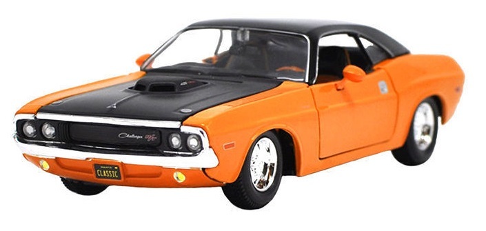 Maisto Design: 1:25 Diecast Vehicle - 1970 Dodge Challenger R/T image