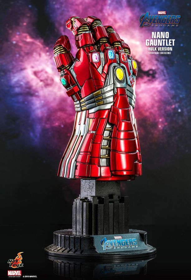 Avengers: Endgame - Nano Gauntlet (Hulk Ver.) - 1:4 Scale Replica image