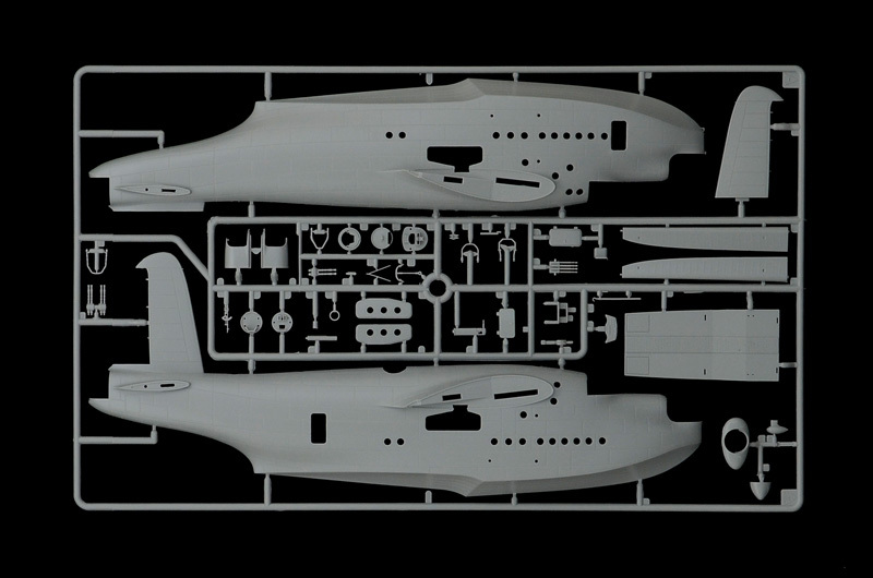 Italeri Sunderland Mk.III 1:72 Scale Model Kit image