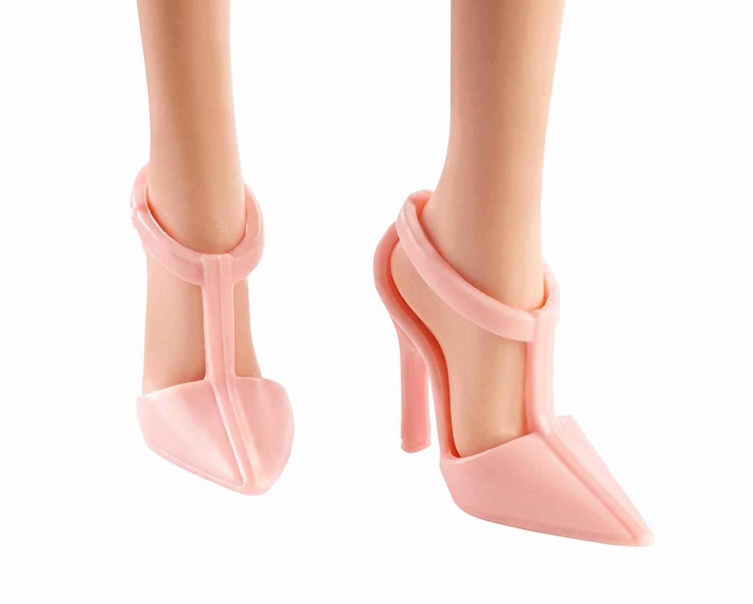 Barbie: Barbie Graduation Day - Fashion Doll (Asian) image