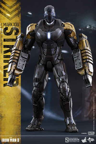 Marvel: Iron Man (Striker Suit) - 12" Articulated Figure