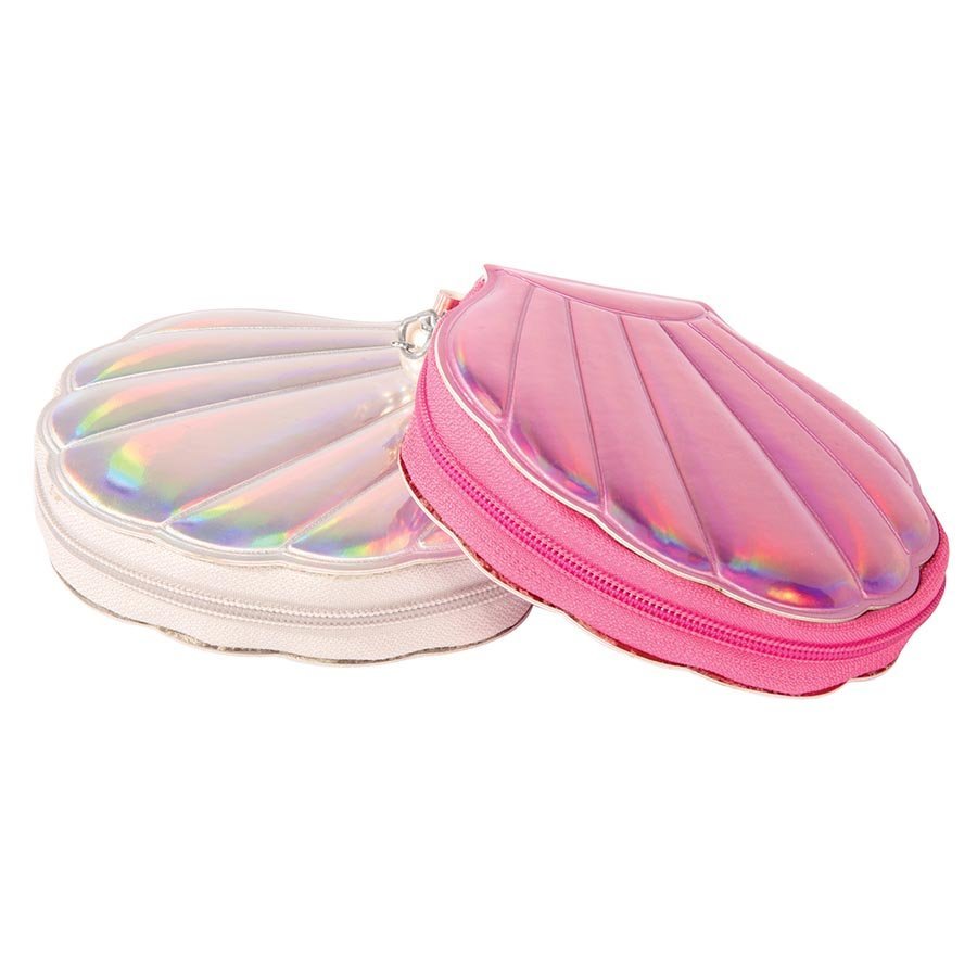 Clamshell Beauty Essentials Set