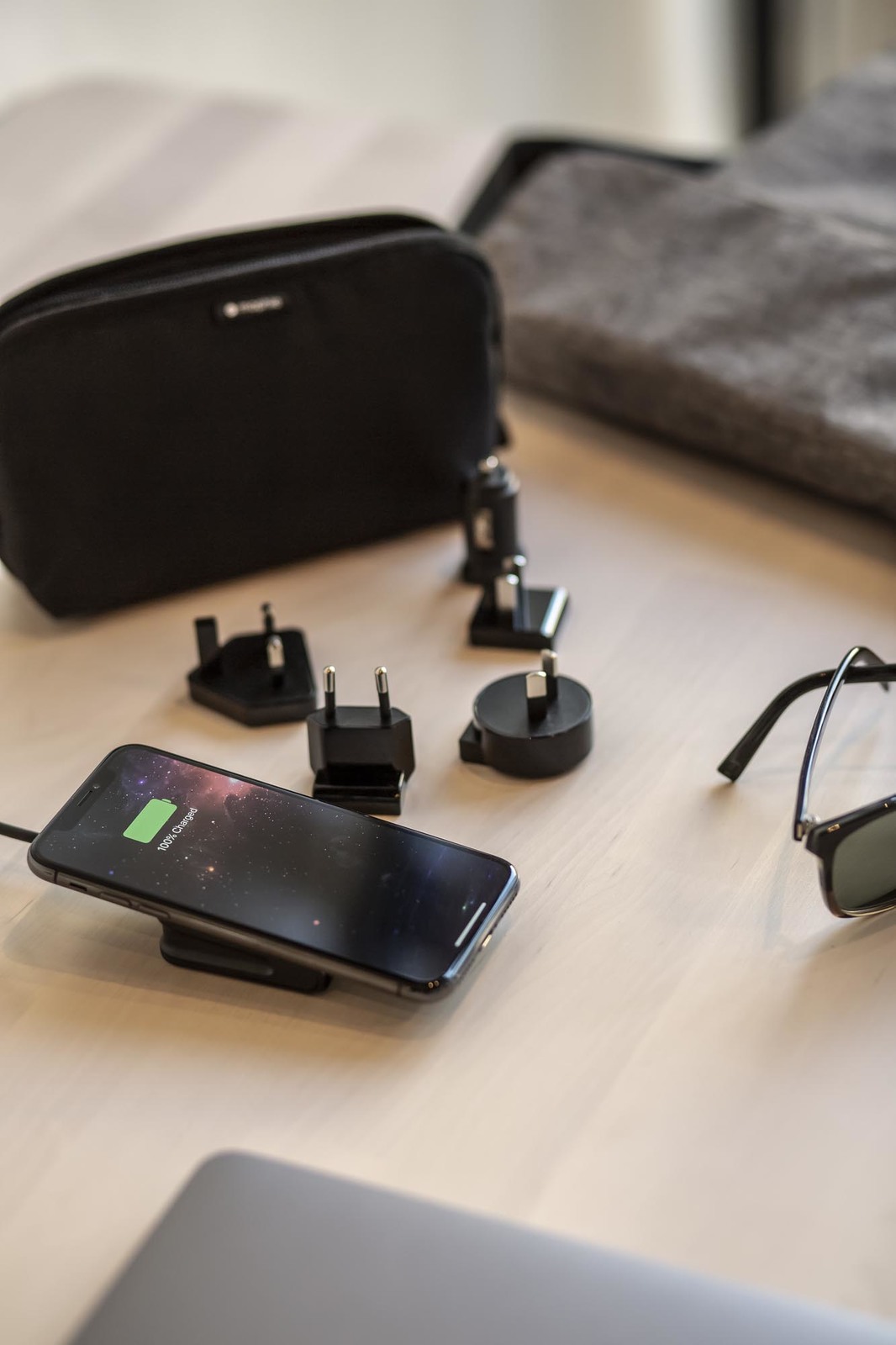Mophie: ChargeStream Travel Kit - Black image