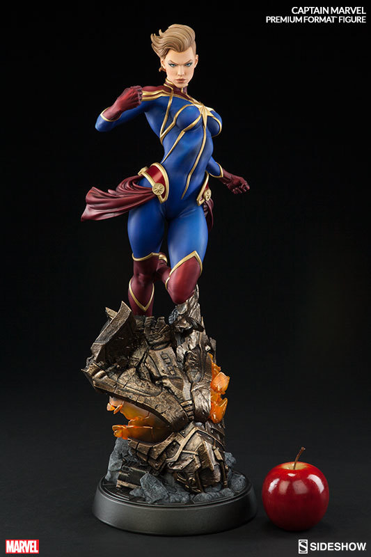 Captain Marvel - Premium Format Figure image