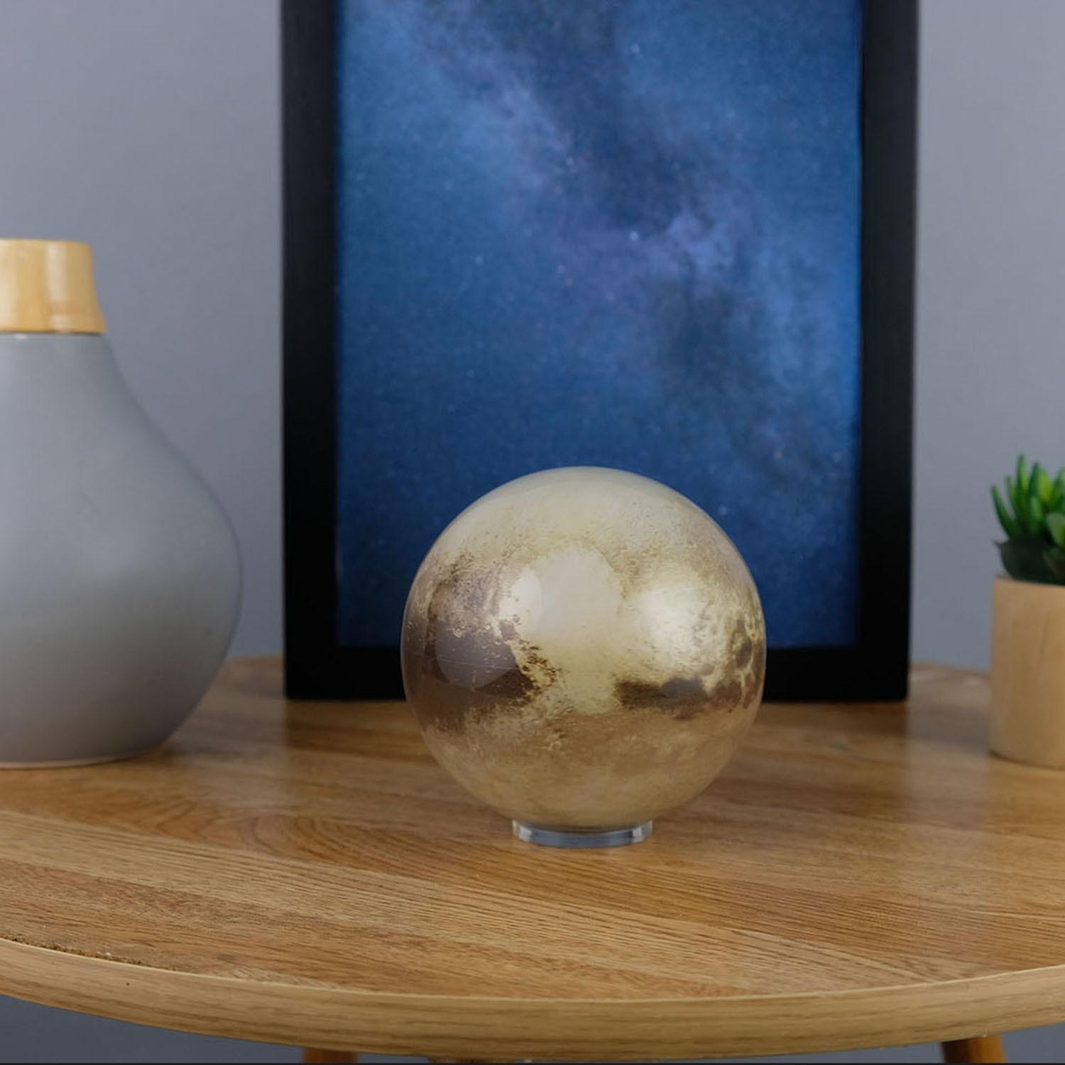 Mova: Self Rotating Globe - Pluto (11.5cm) image