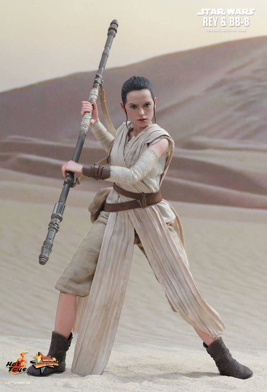 Star Wars: The Force Awakens - 12" Rey (Jakku) Figure image