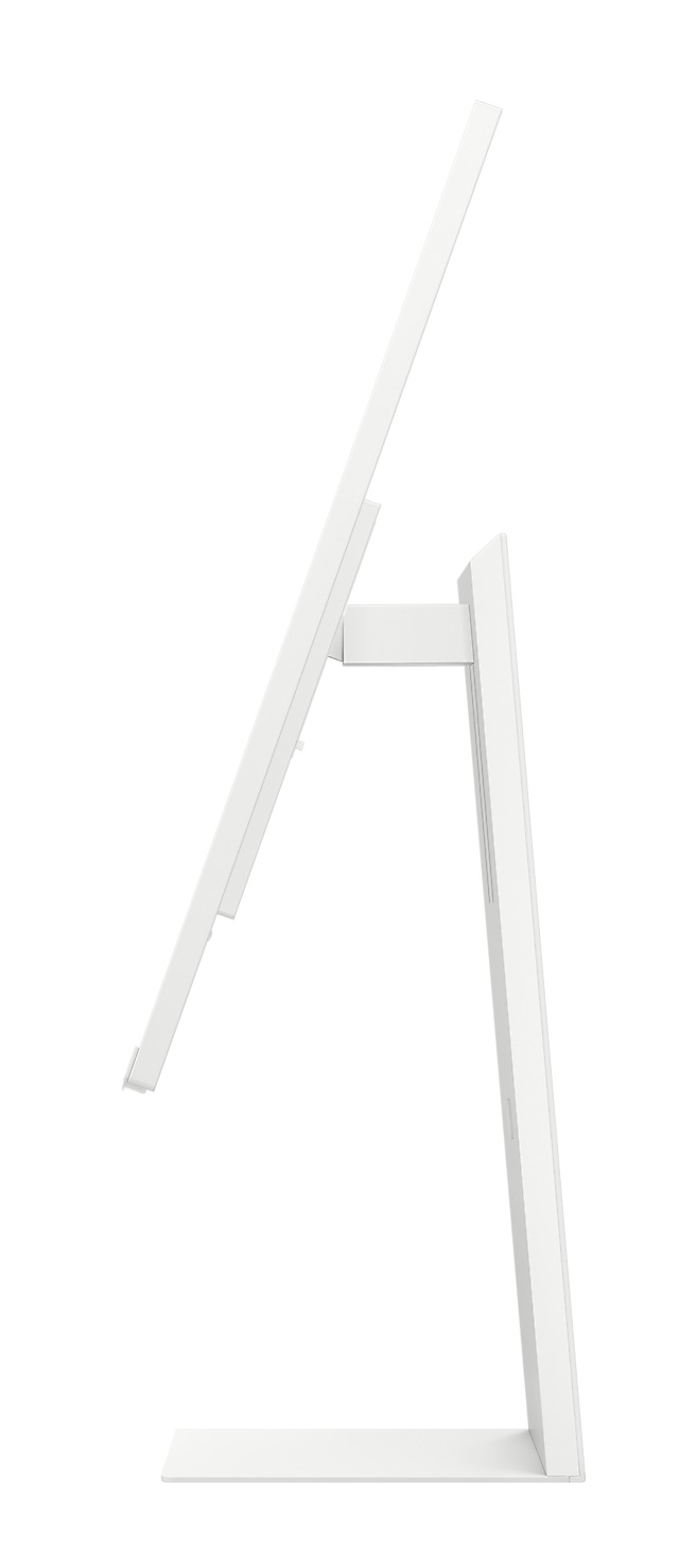 32" Samsung M8 2023 M80C Smart Monitor at Mighty Ape NZ