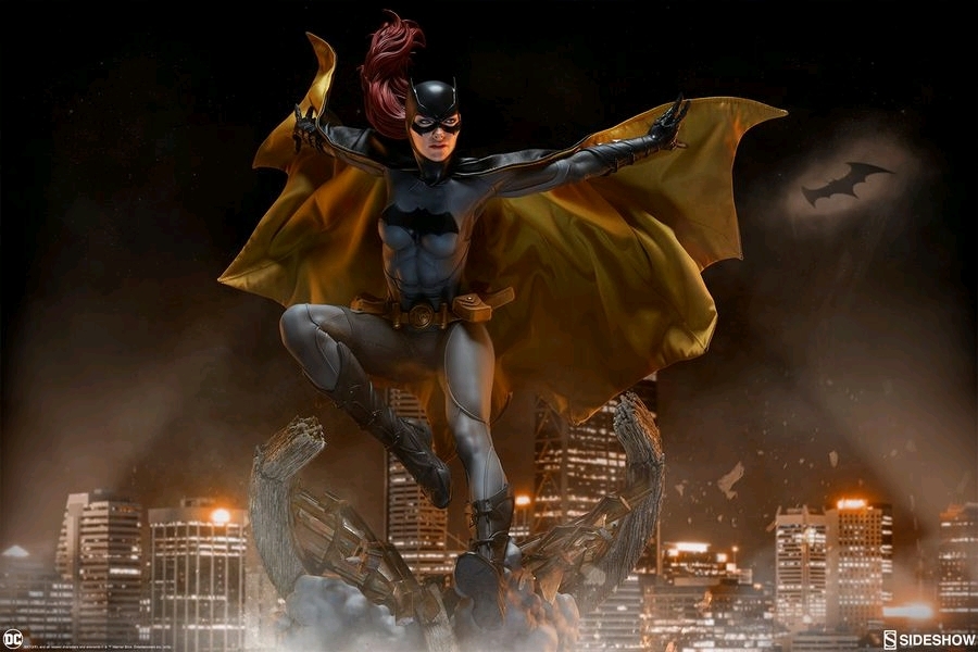 Batman: Batgirl - 21" Premium Format Figure image