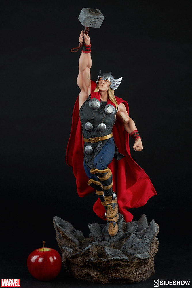 Marvel: Thor "Avengers Assemble" - 25.5" Statue image