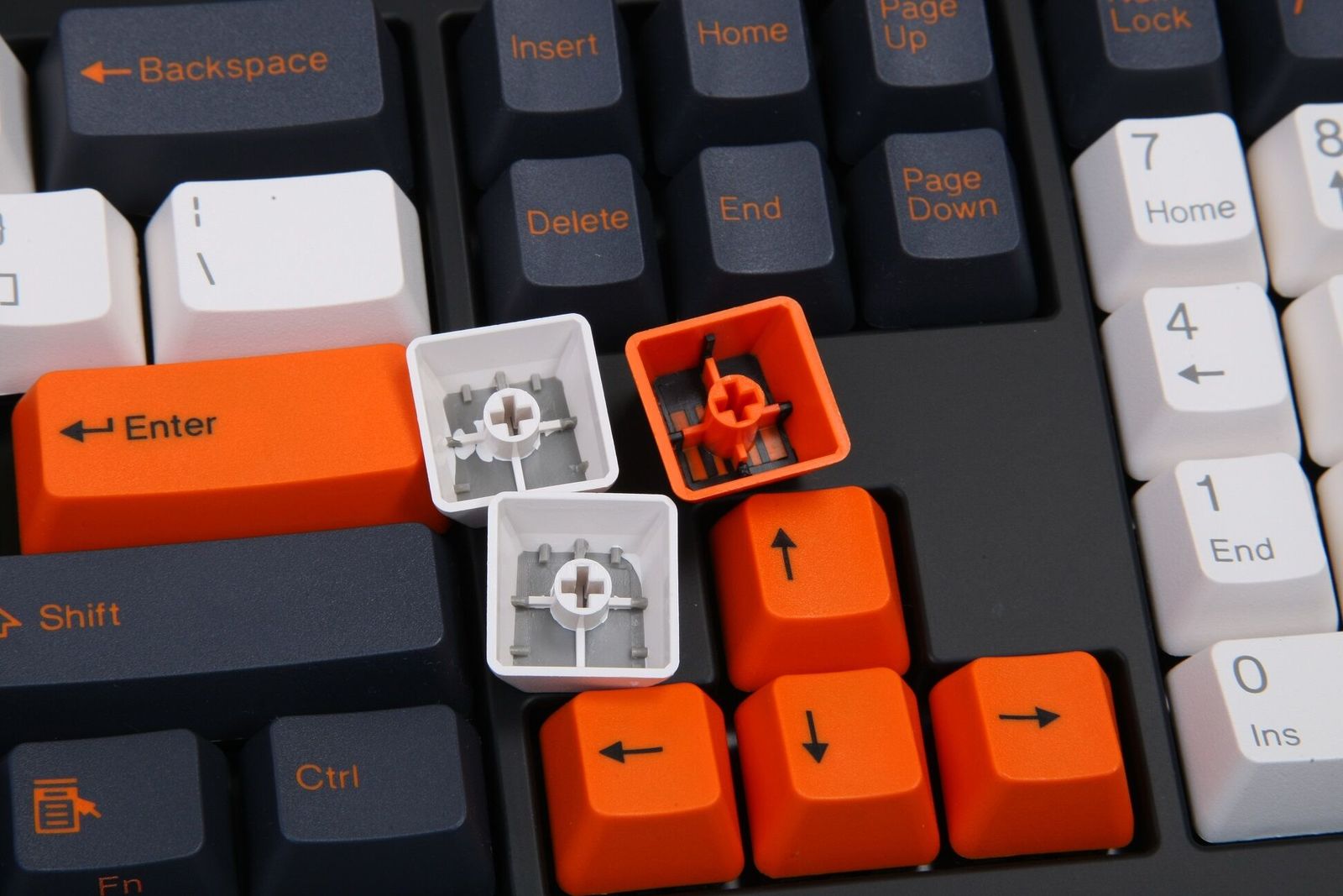 V60 Carbon ABS Double Shot Keycap Mechanical Keyboard - Cherry MX Blue image