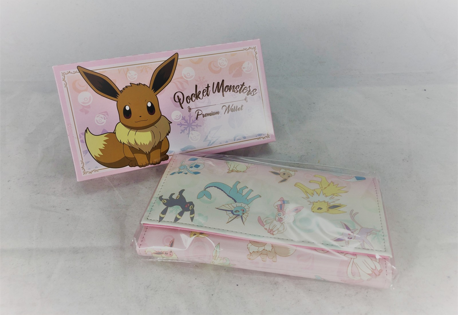 Pokemon: Eeveelution Premium Wallet (Pink) image