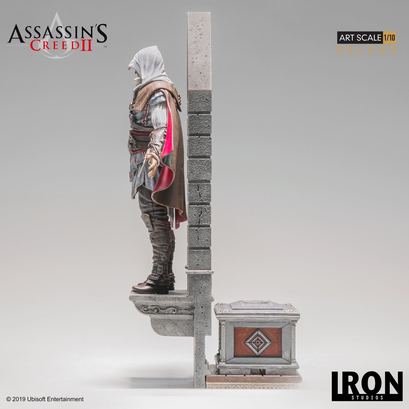 Ezio Auditore - 12" Art Statue image