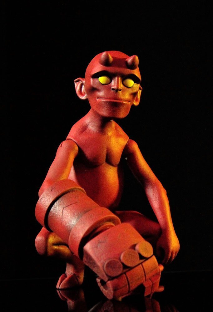 Hellboy - Baby Hellboy - 1/6 Scale Collectable Figure image