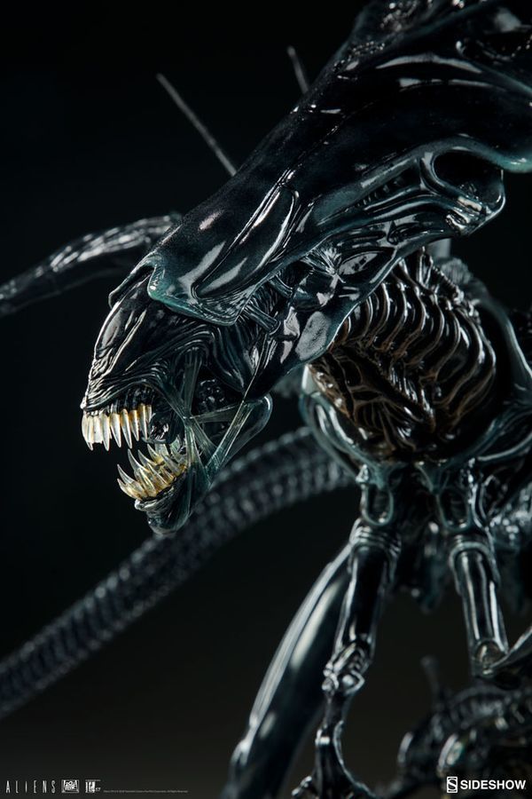 Aliens: Xenomorph Queen - 19" Maquette Statue image