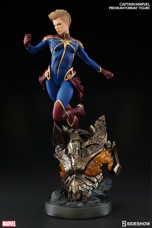 Marvel: Captain Marvel - Premium Format Figure image