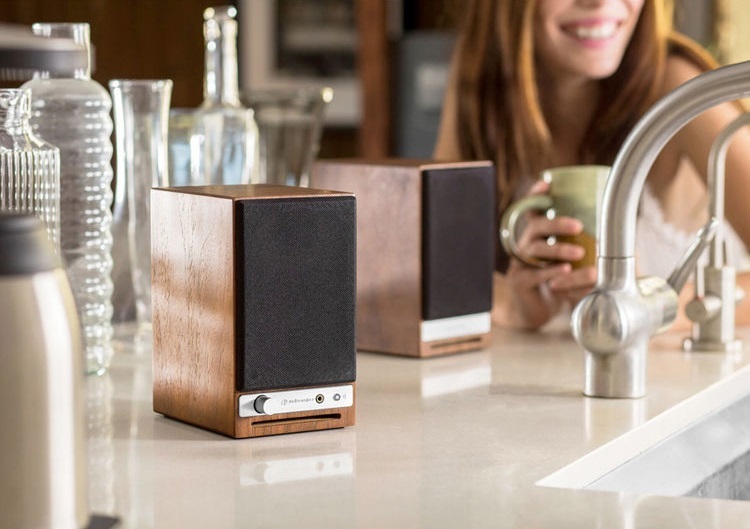 Audioengine HD3 Wireless Desktop Speakers Walnut