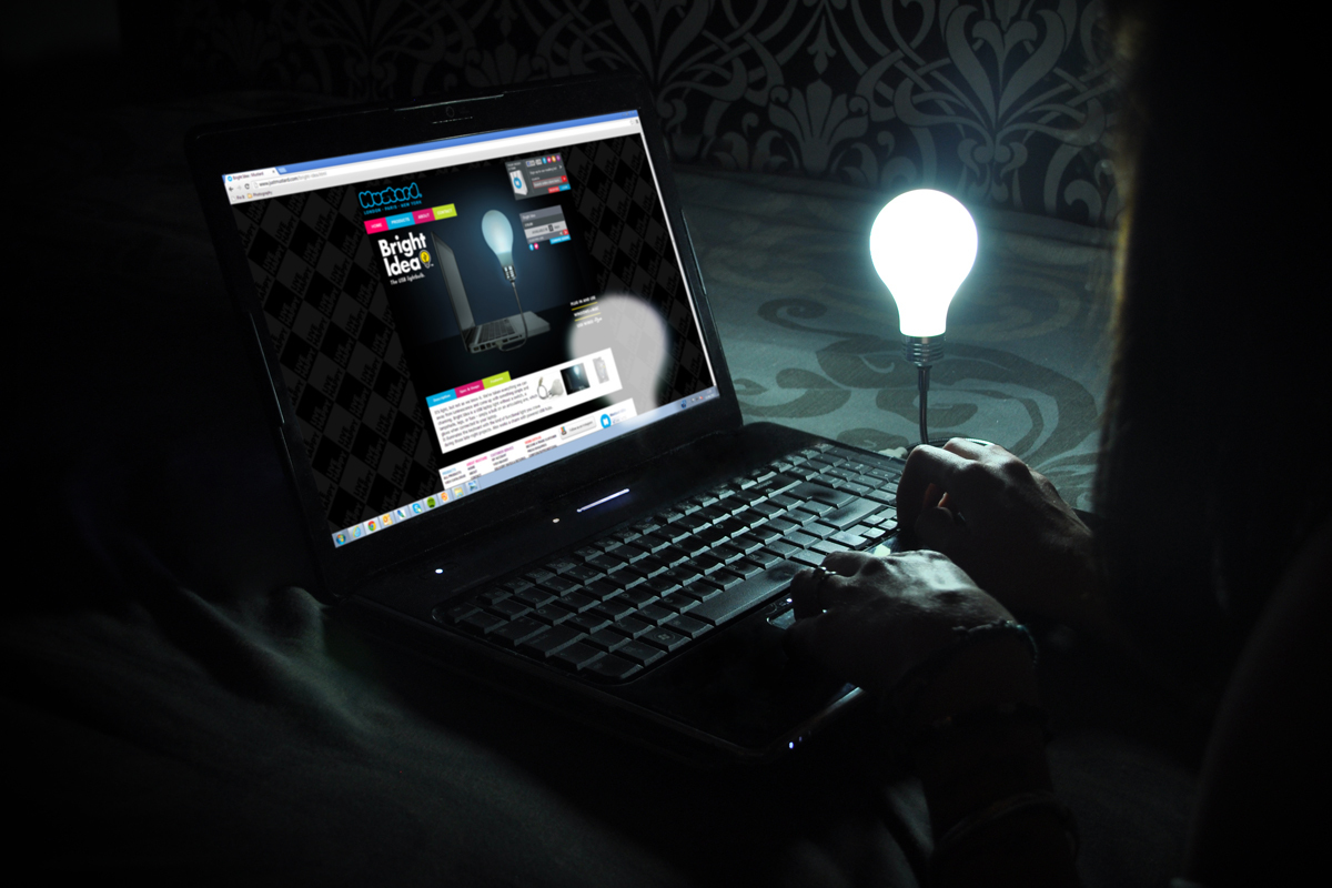 Bright Idea USB Lightbulb - by Mustard image