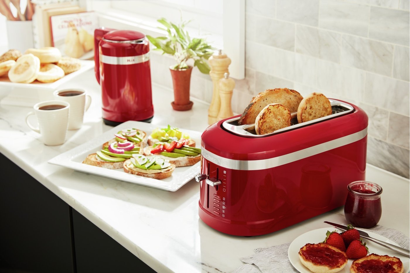 KitchenAid: Design Dual Long Toaster - Empire Red