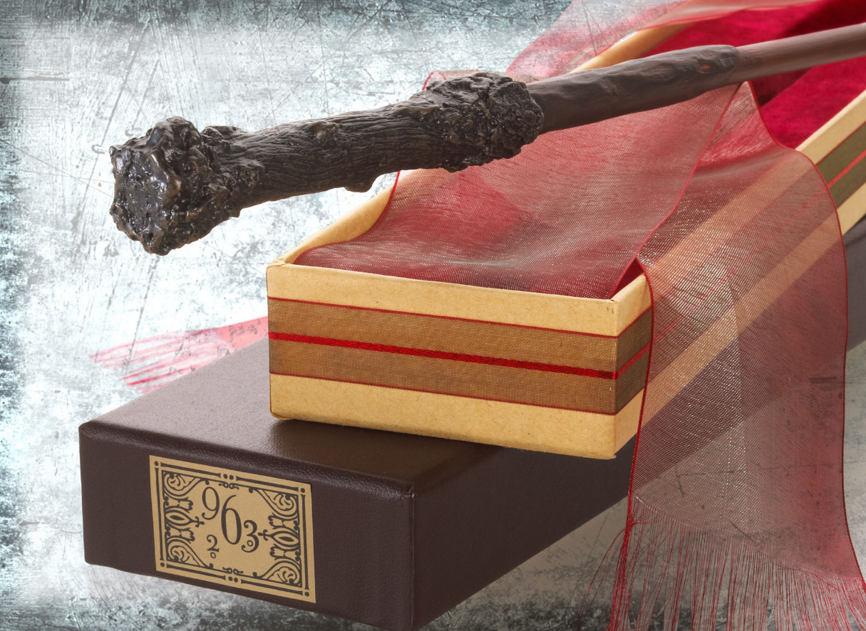 Harry Potter: Premium Replica Wand - Harry Potter image