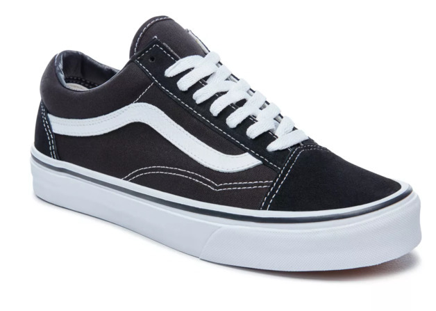 old skool vans black size 4
