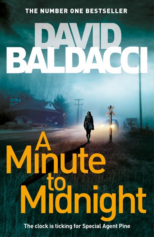 A Minute to Midnight by David Baldacci image