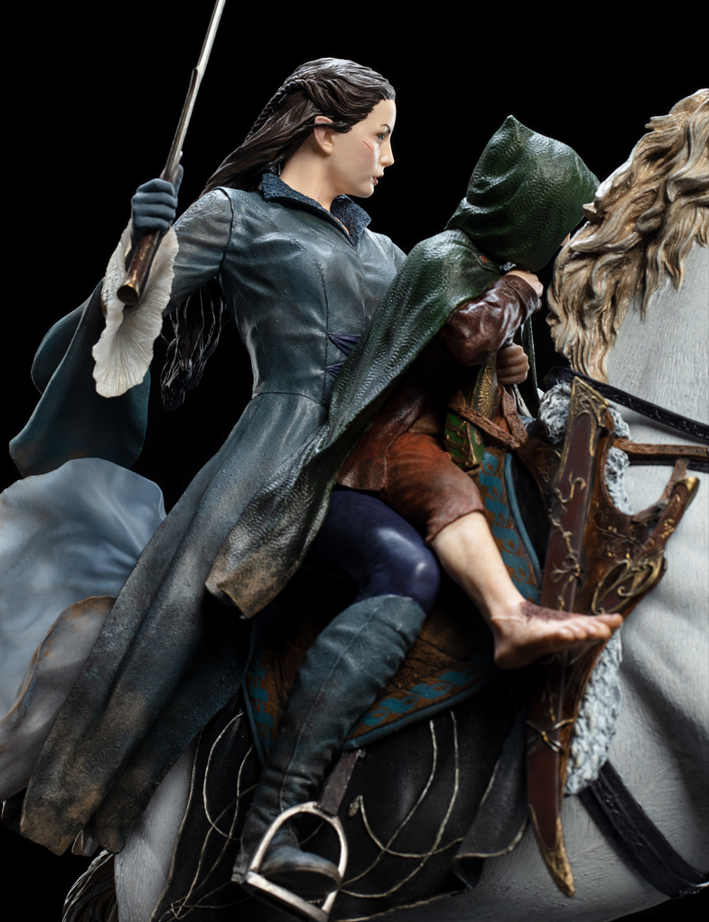 The Lord of the Rings: Arwen & Frodo On Asfaloth - 1/6 Scale Replica Figure