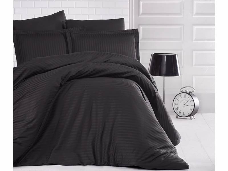 Damask Stripe Queen Duvet Cover Set Onyx at Mighty Ape NZ