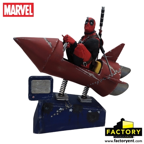 Marvel: Deadpool (Rocket Ride) - Premium Motion Statue